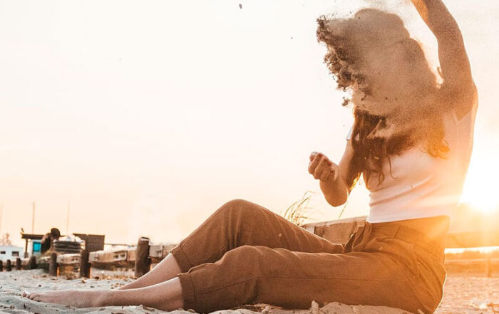 Pantalones capri, el clásico reinventado para chica - Moda daddit